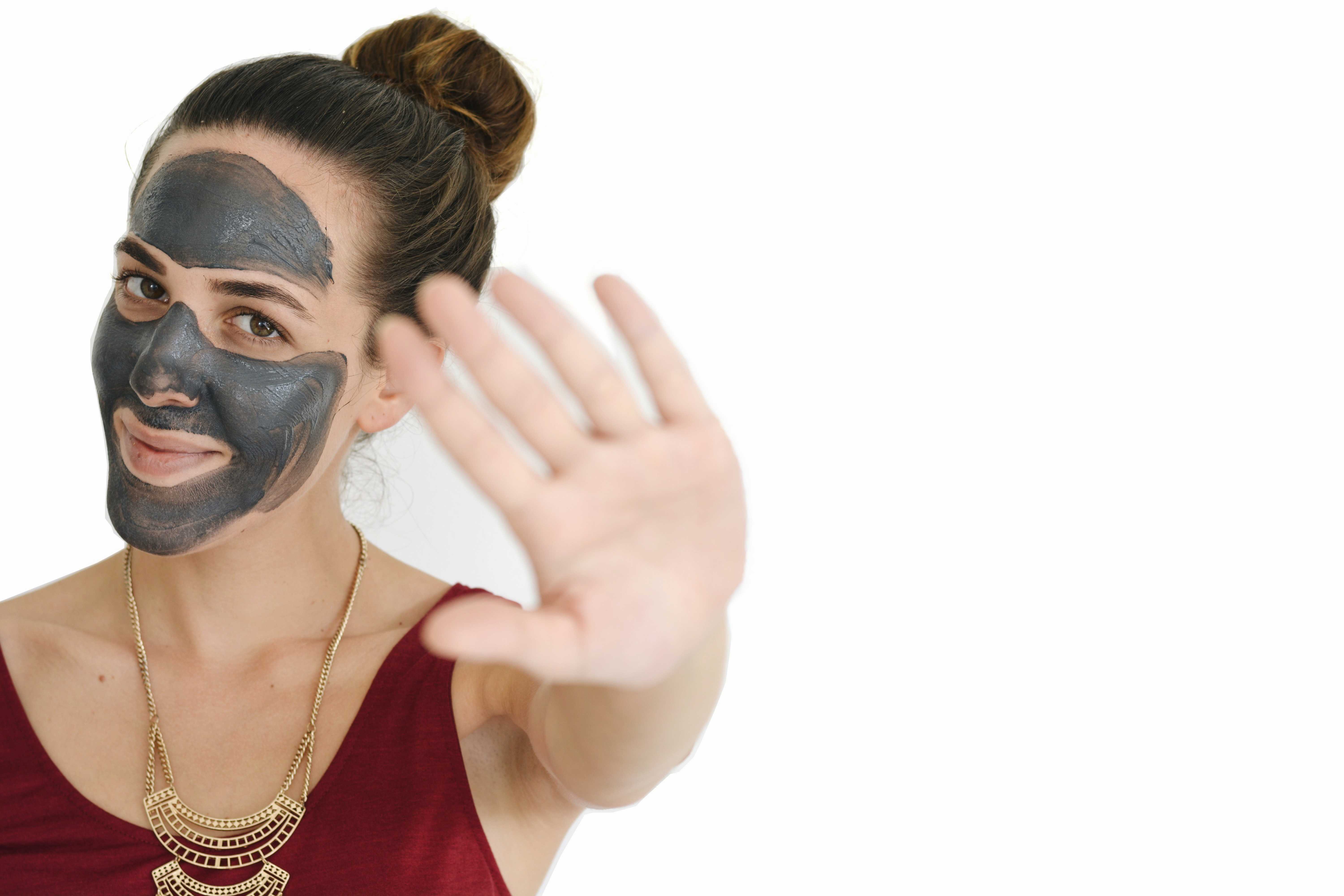 masque-au-charbon-actif-origins-points-noirs